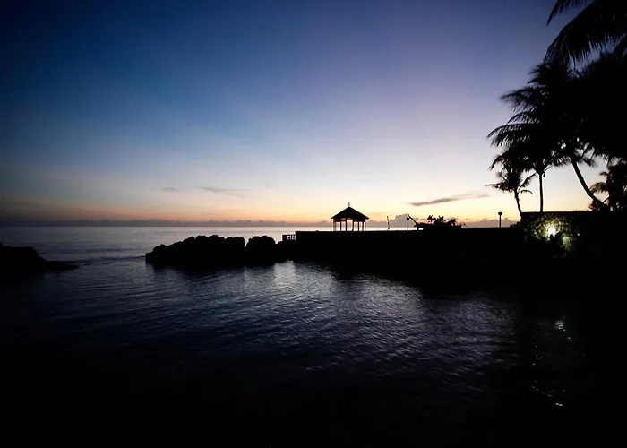 Idyllic Beachfront Apartamento *